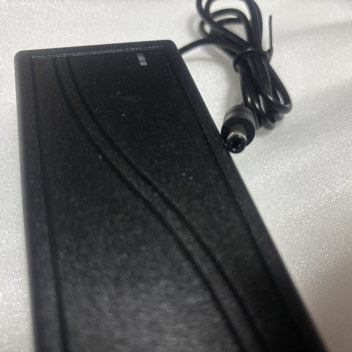 電動アシスト自転車用バッテリーチャージャー充電器 42V 2A
