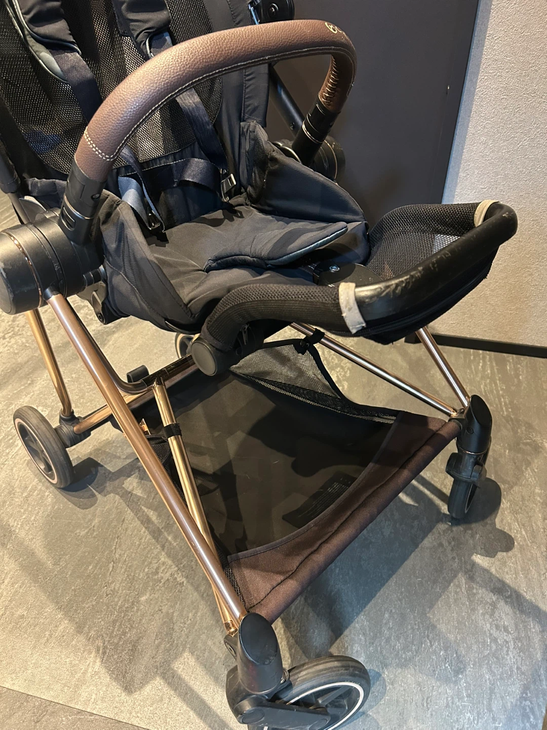 サイベックス プラチナム ベビーカーの写真5枚目
