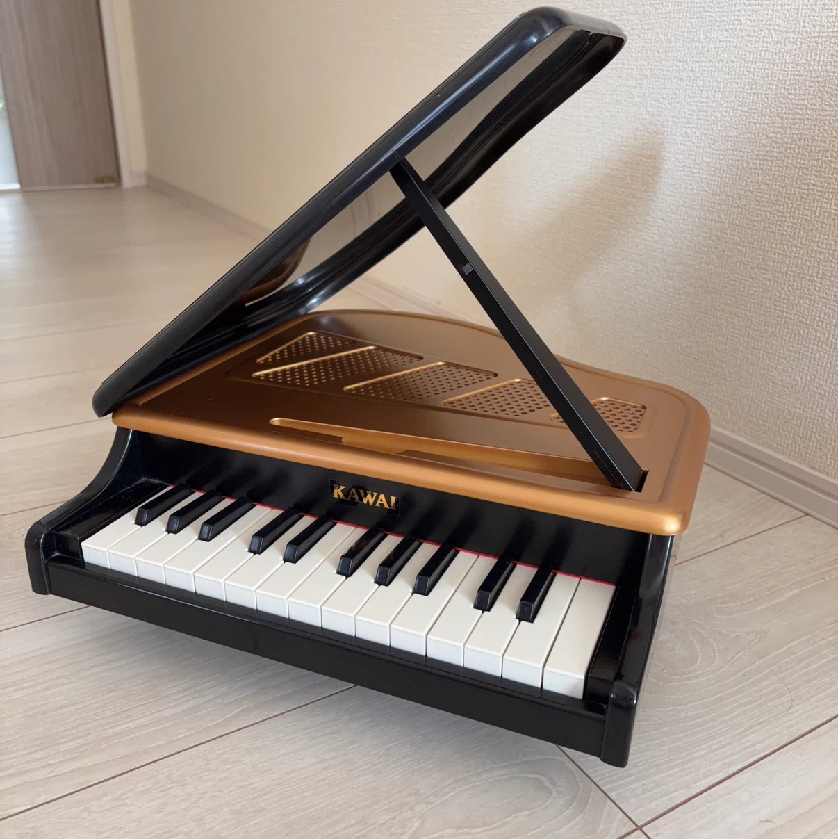 カワイ ミニグランドピアノ