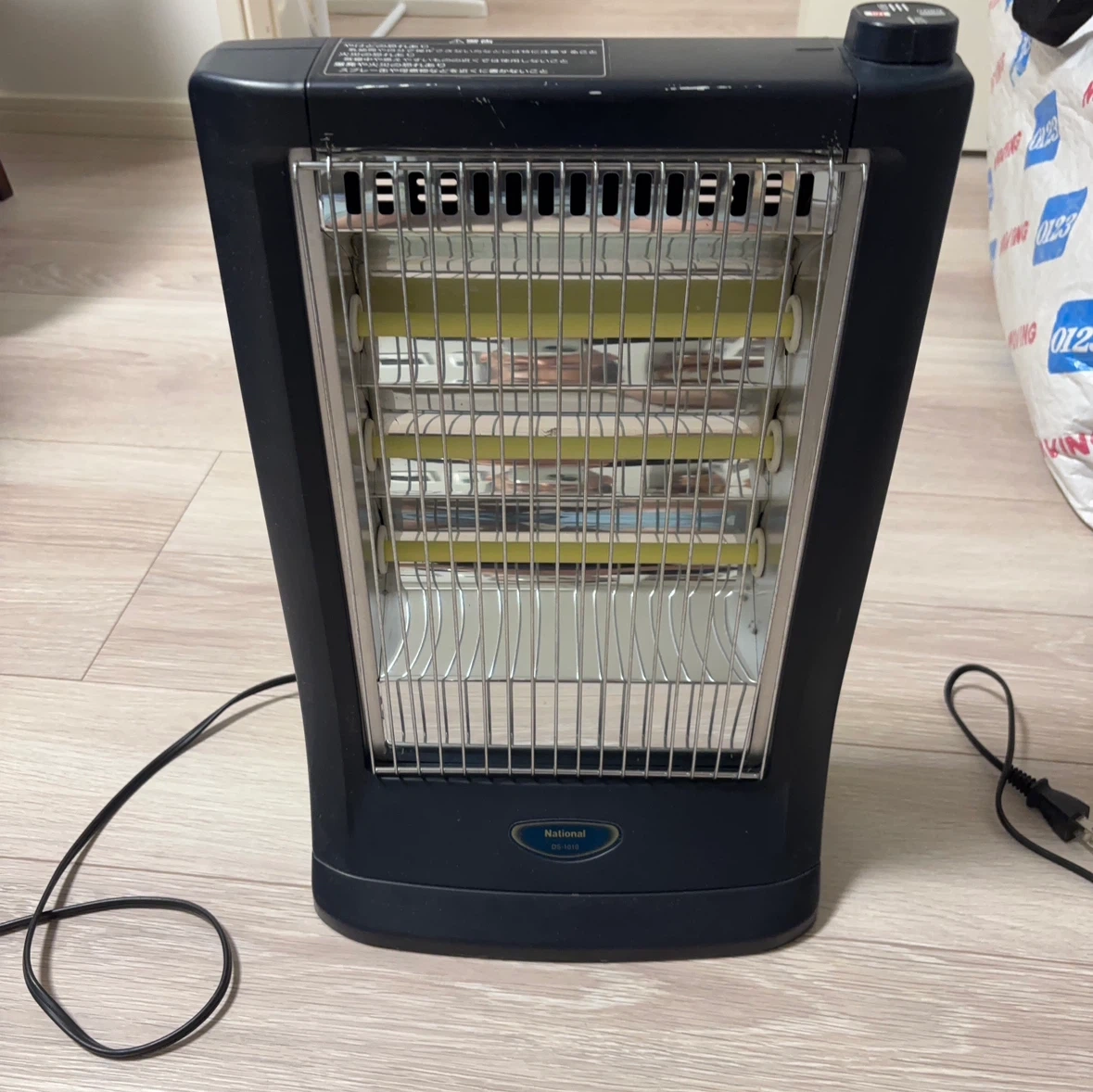 ナショナル 電気ストーブ DS-1010