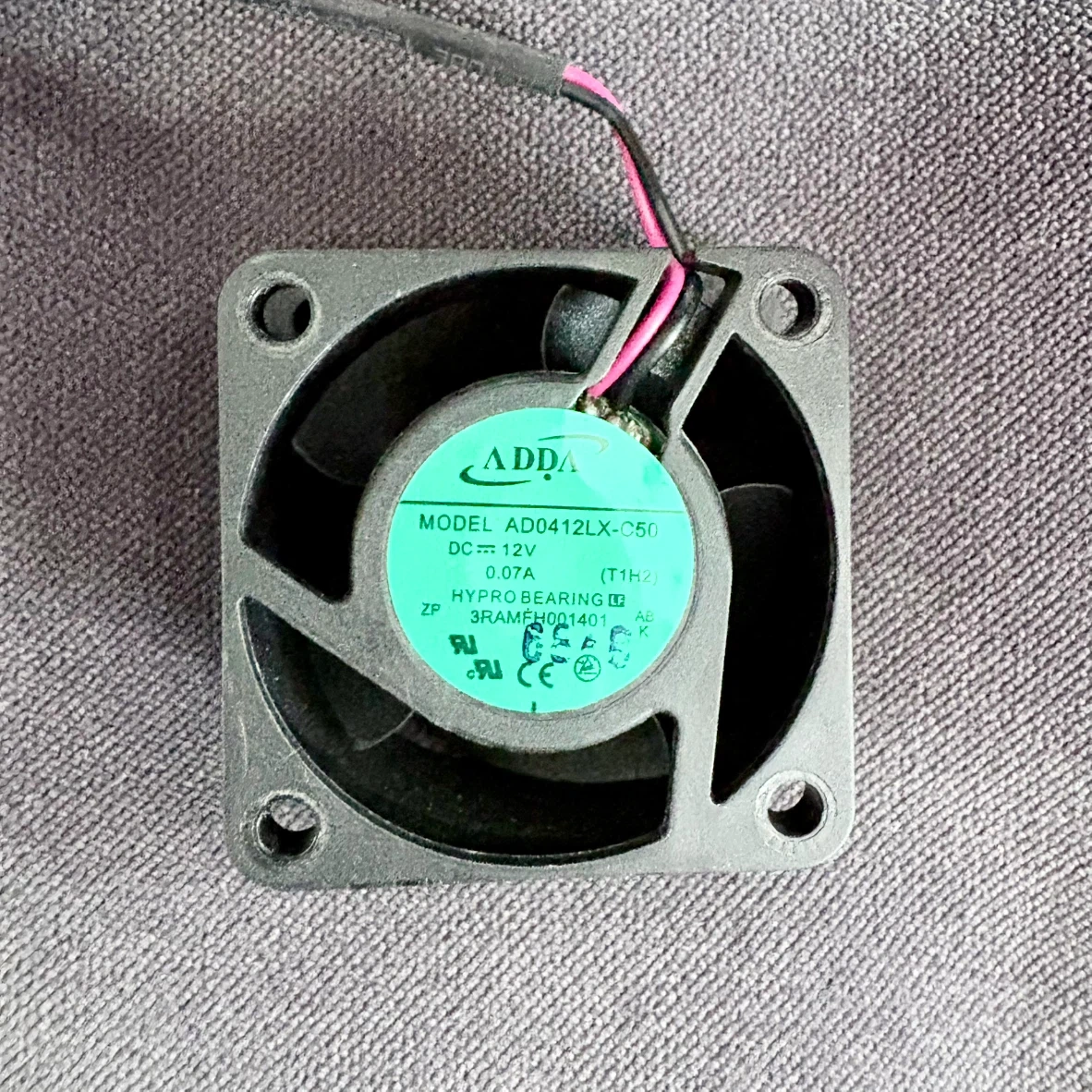 ADDA 冷却ファン AD0412LX-C50 (DC12V 0.07A)の写真2枚目