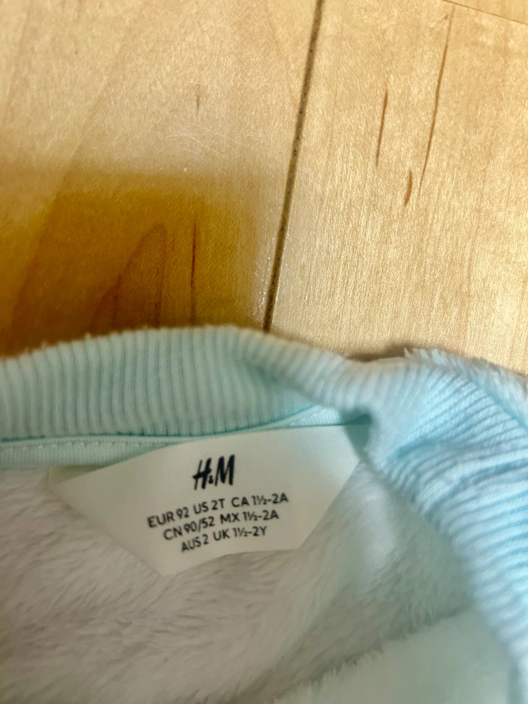 武蔵小杉★ H&M 90cm フリーストップス ライトターコイズ ユニセックス可 トレーナーの写真3枚目