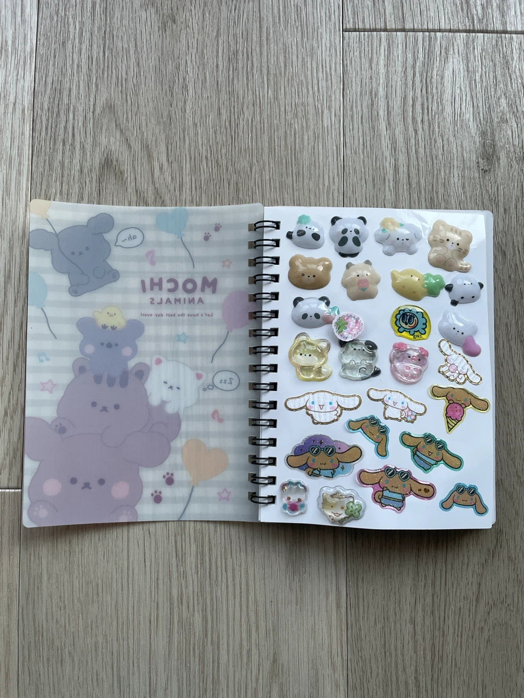MOCHI ANIMALS リングノート ステッカー付きの写真2枚目