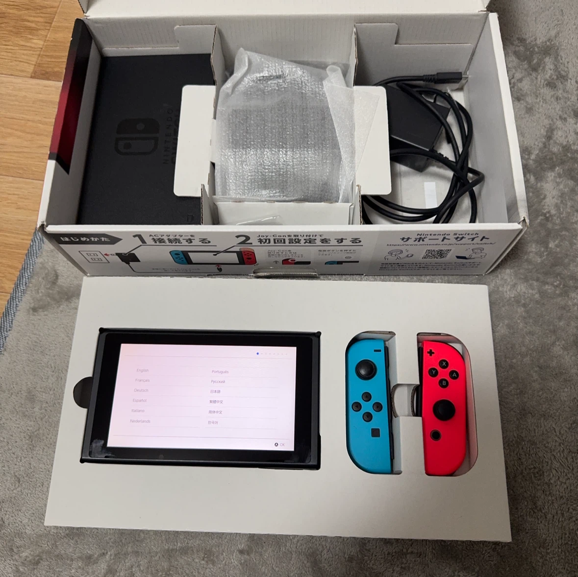 任天堂スイッチ 本体とプロコン2個セット＋128GB SDカード入りの写真2枚目