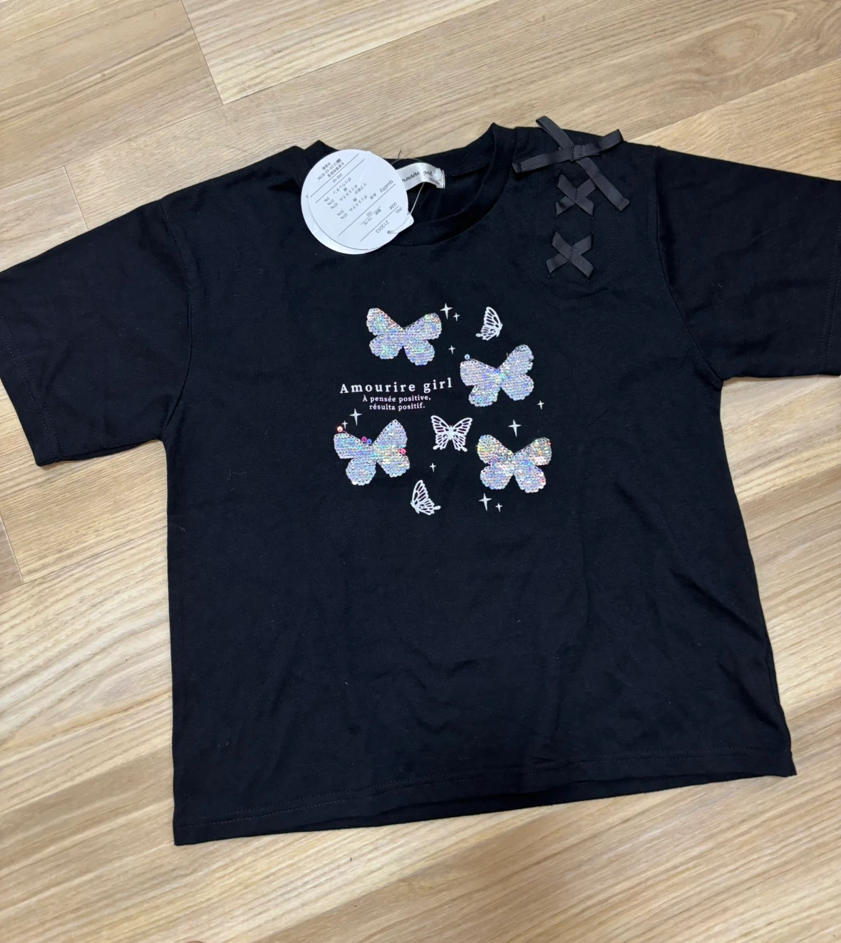 (来年用など)新品アムリールガール バタフライTシャツ ブラック 150cmの写真2枚目