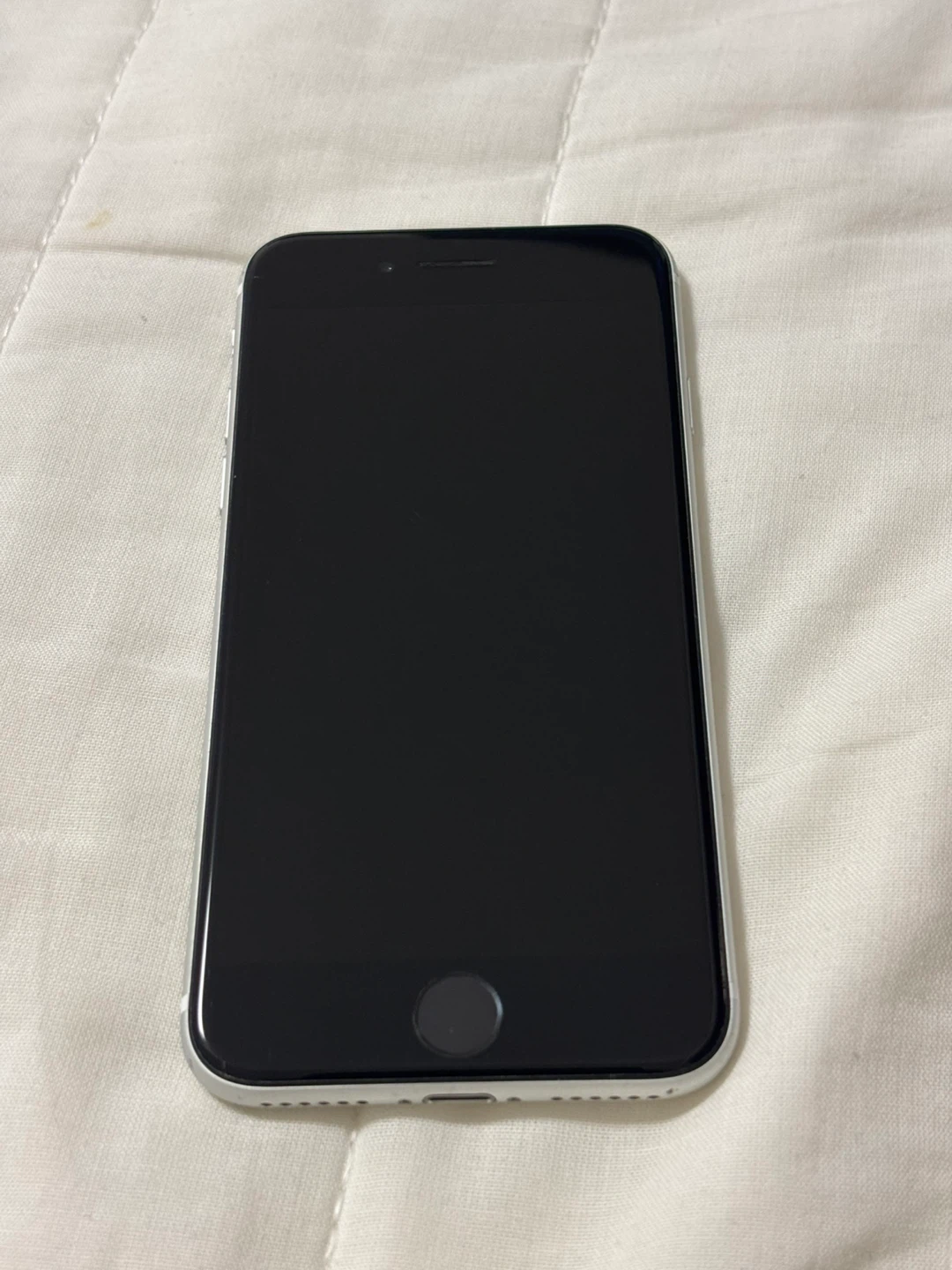 アップル iPhone SE 64GB ホワイト本体の写真4枚目