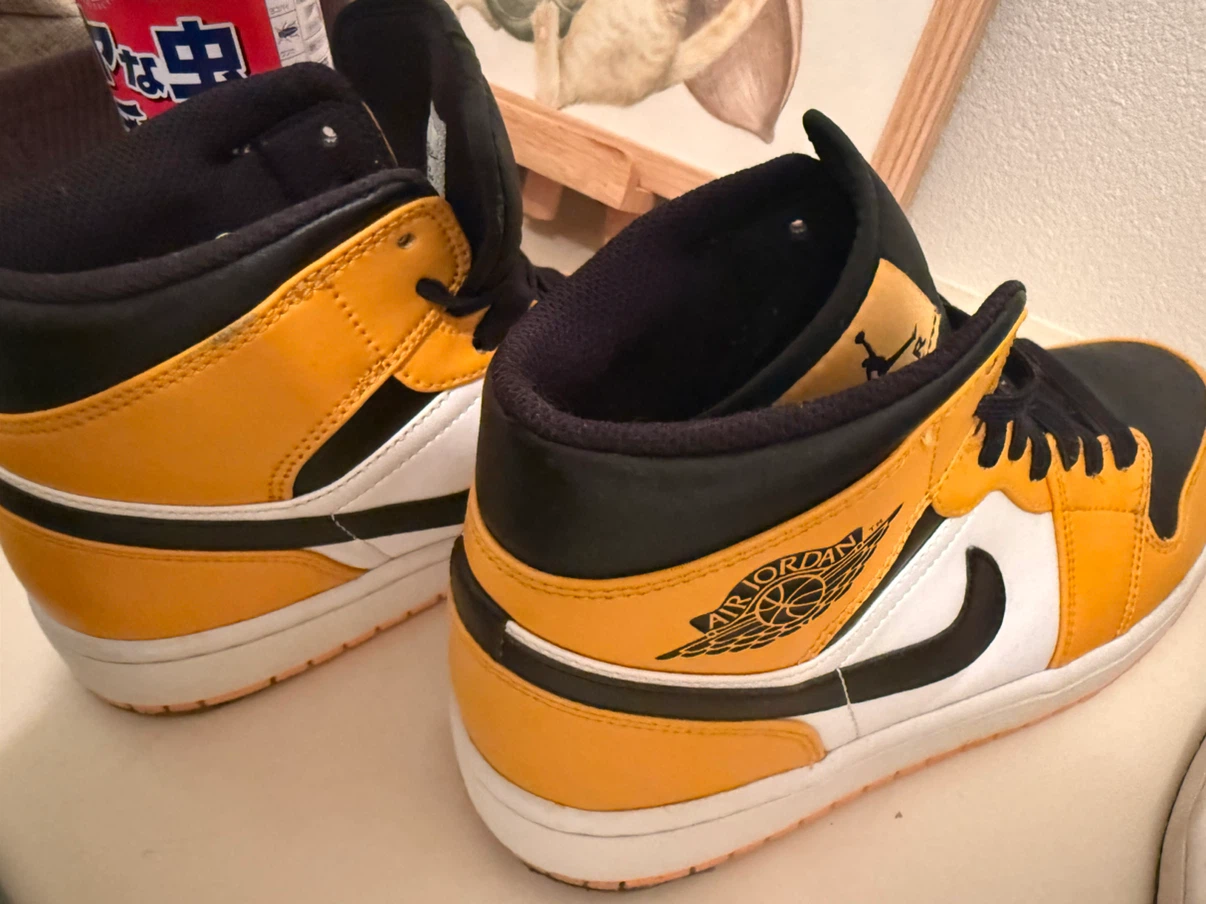 Nike Air Jordan 1 Mid 27cm 品番554724-701 箱なし
