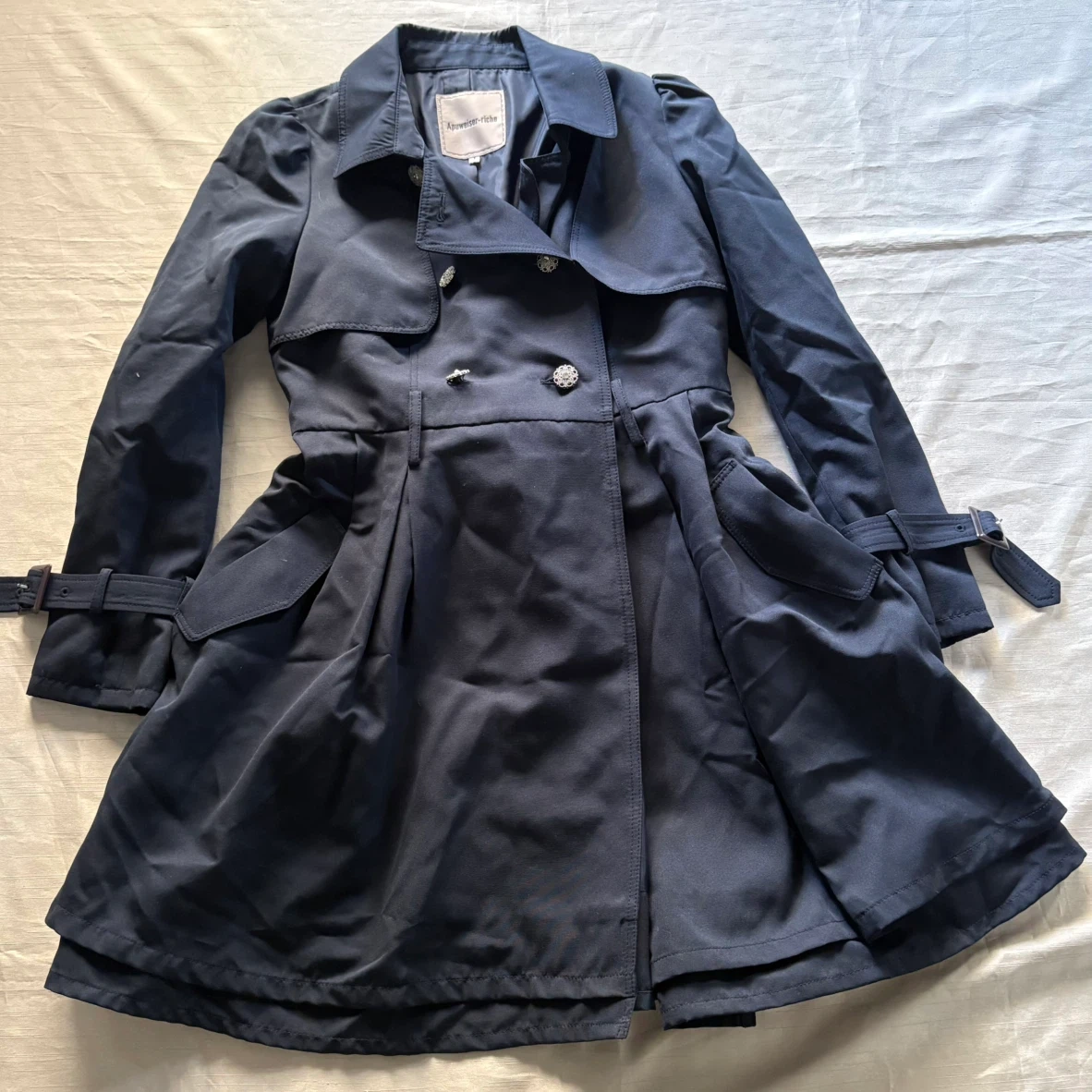 Apuweiser-riche トレンチコート ビジューボタンの写真9枚目