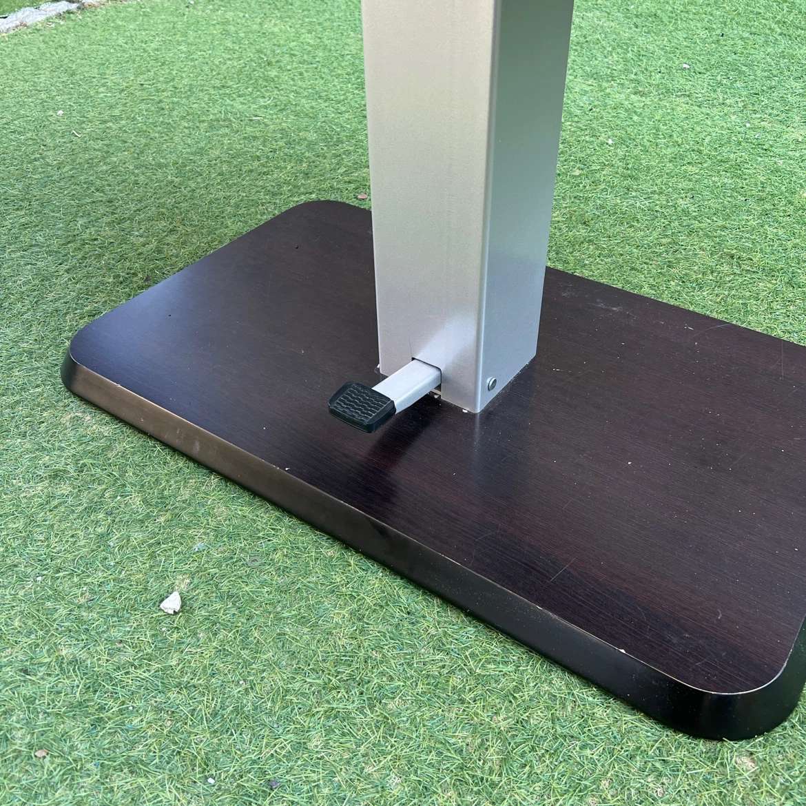 ニトリ　幅120cm　昇降式ダイニングテーブル（コラボ120DT DBR）ダークブラウン　木目調テーブルの写真9枚目