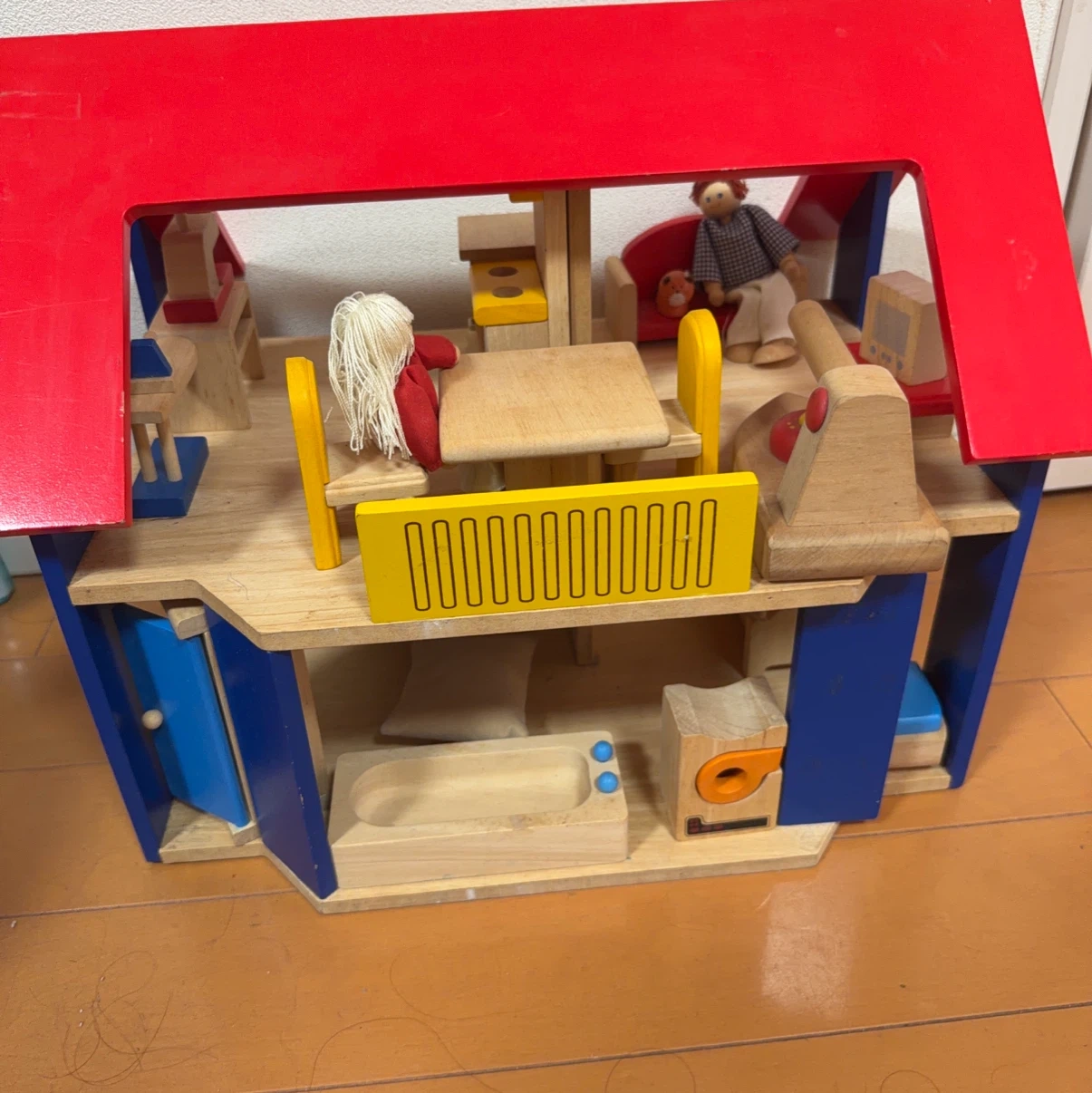 木製ドールハウス 人形 家具セット
