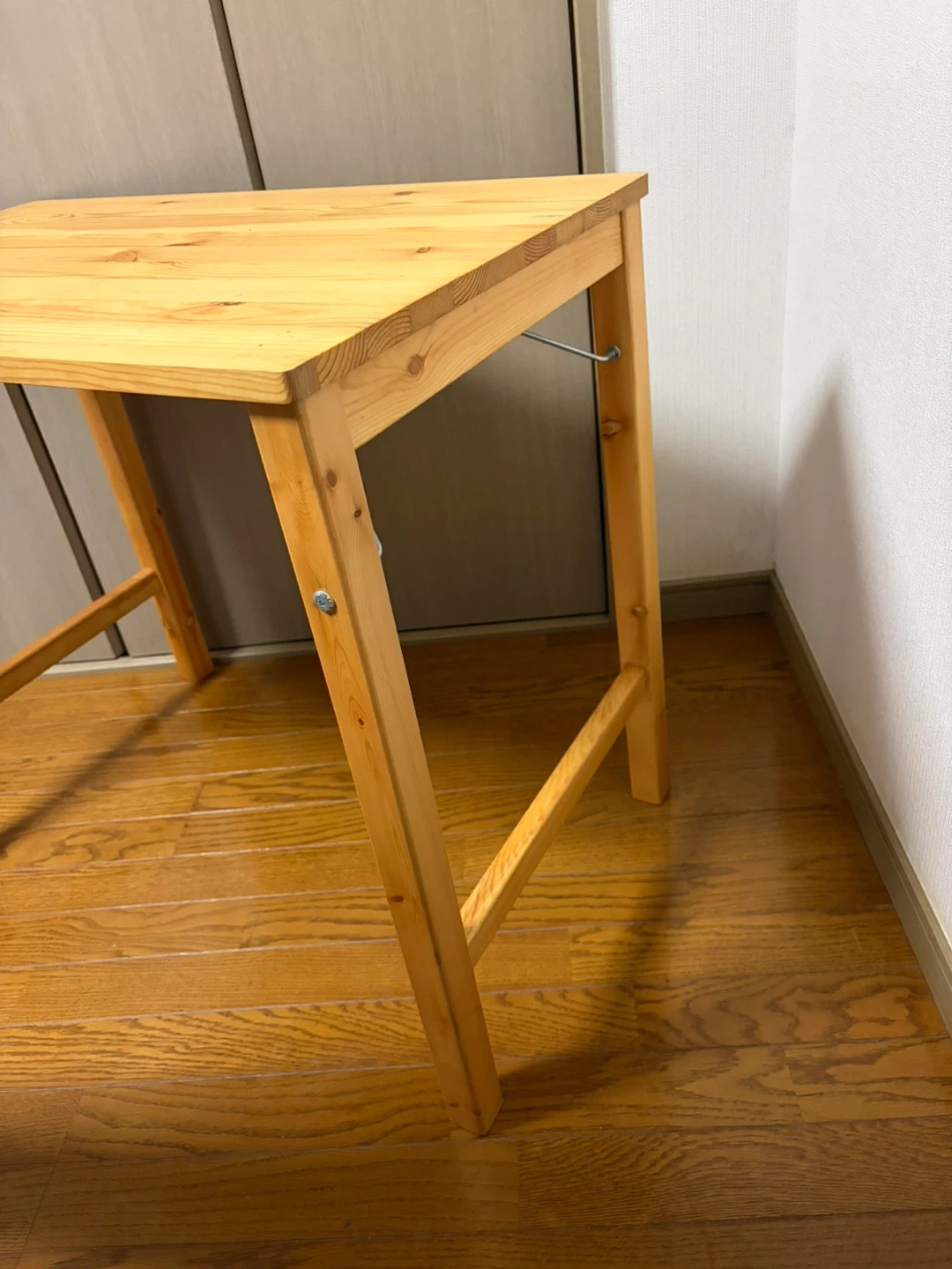 無印良品 パイン材折りたたみテーブル 80cmの写真2枚目