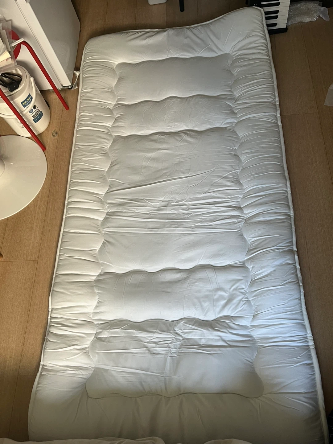 ニトリ 収納抗菌敷布団 Sサイズの写真2枚目