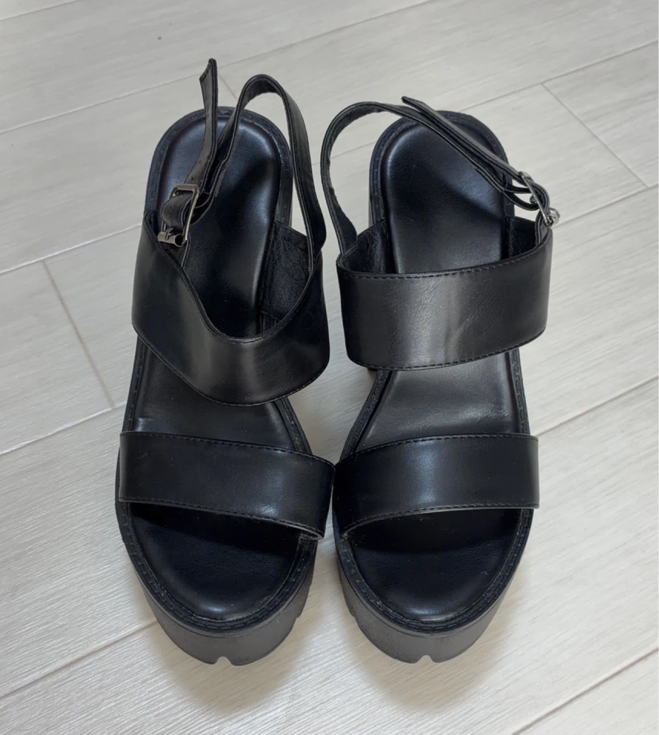 厚底サンダル22〜22.5cm