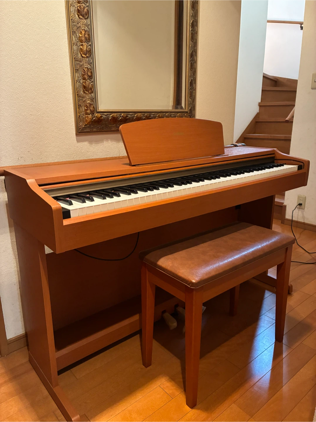 ヤマハ 電子ピアノ YDP-123 椅子付きの写真2枚目