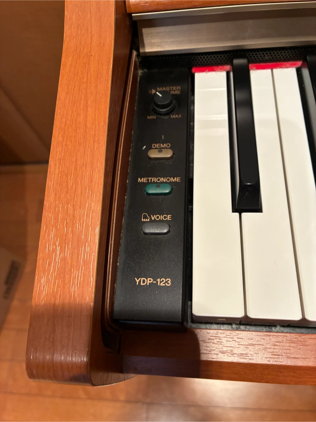 ヤマハ 電子ピアノ YDP-123 椅子付きの写真3枚目