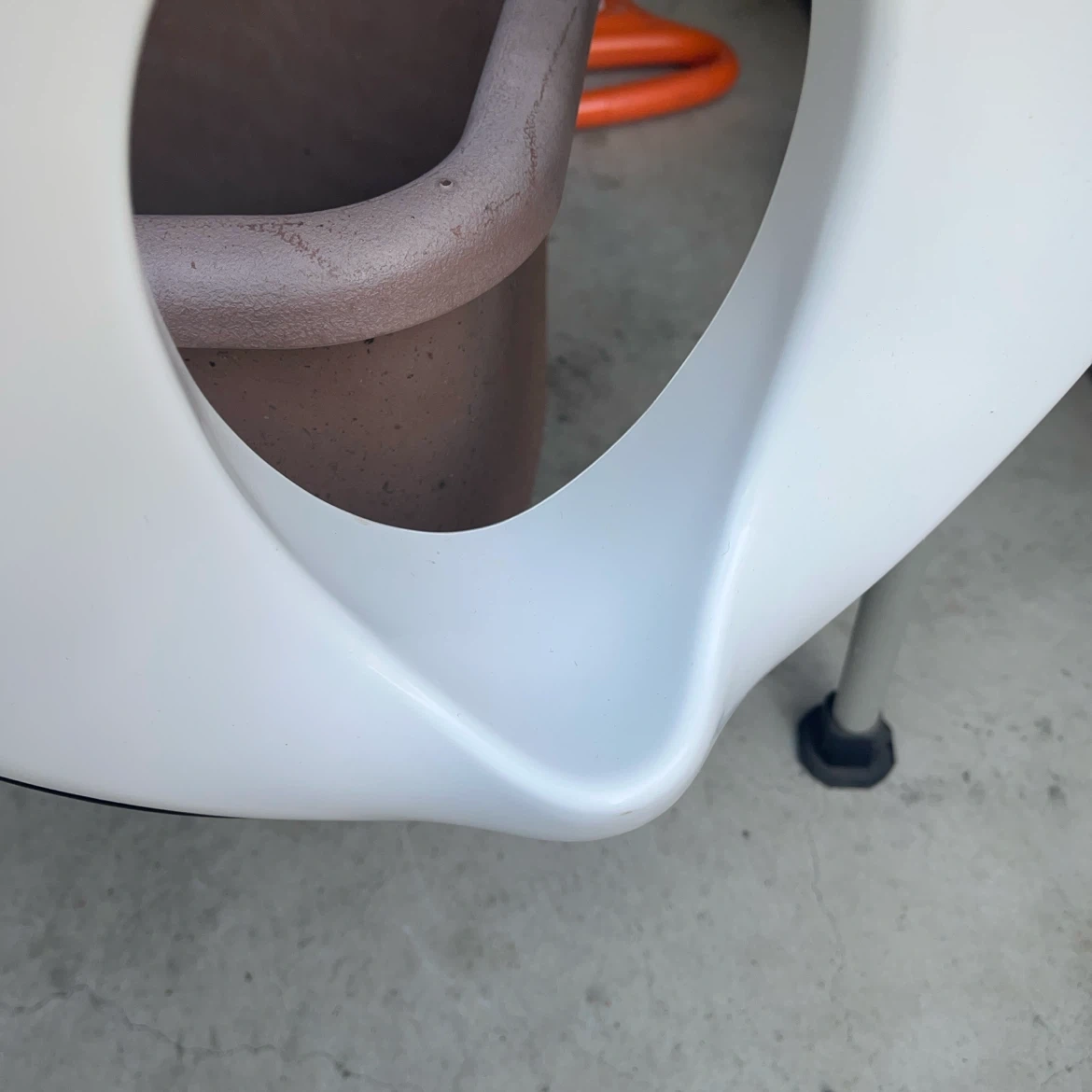 ベビービョルン トイレトレーニング補助便座の写真2枚目