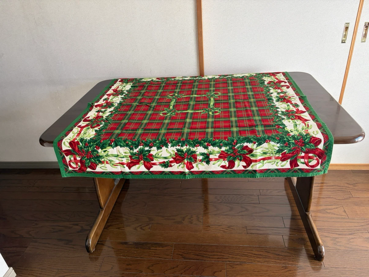 クリスマス柄 テーブルクロス 100×100cm
