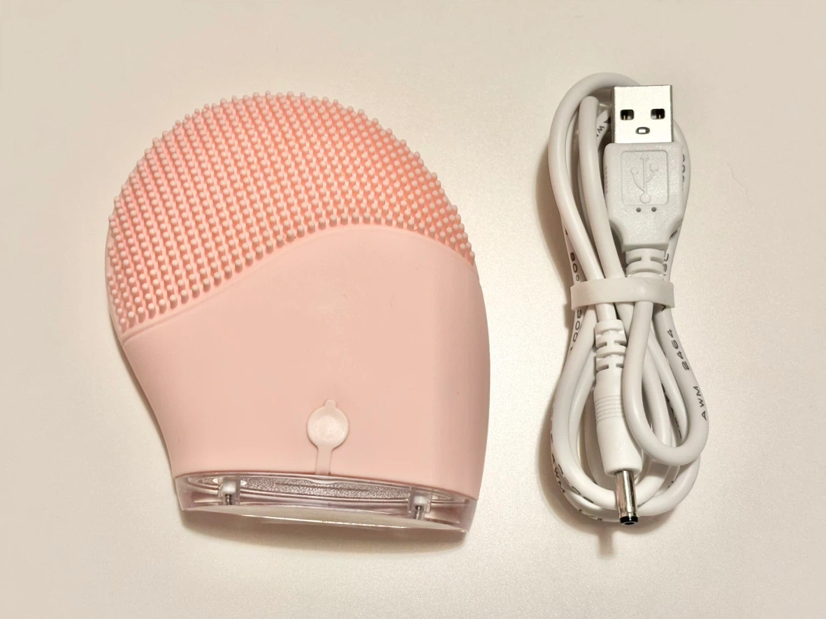 Wiggle Wiggle シリコン製電動洗顔器の写真2枚目