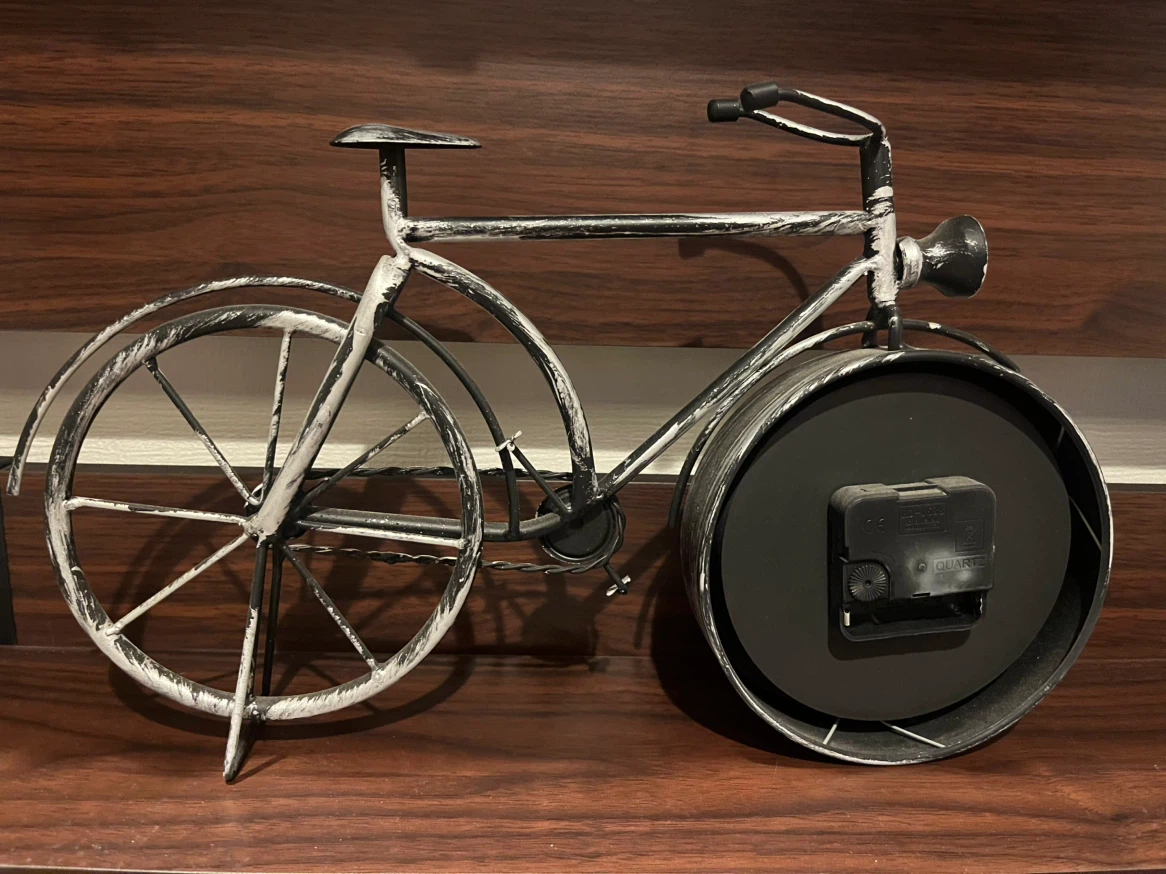 【訳あり】自転車型 アンティーク風　ビンテージ風　置き時計の写真3枚目
