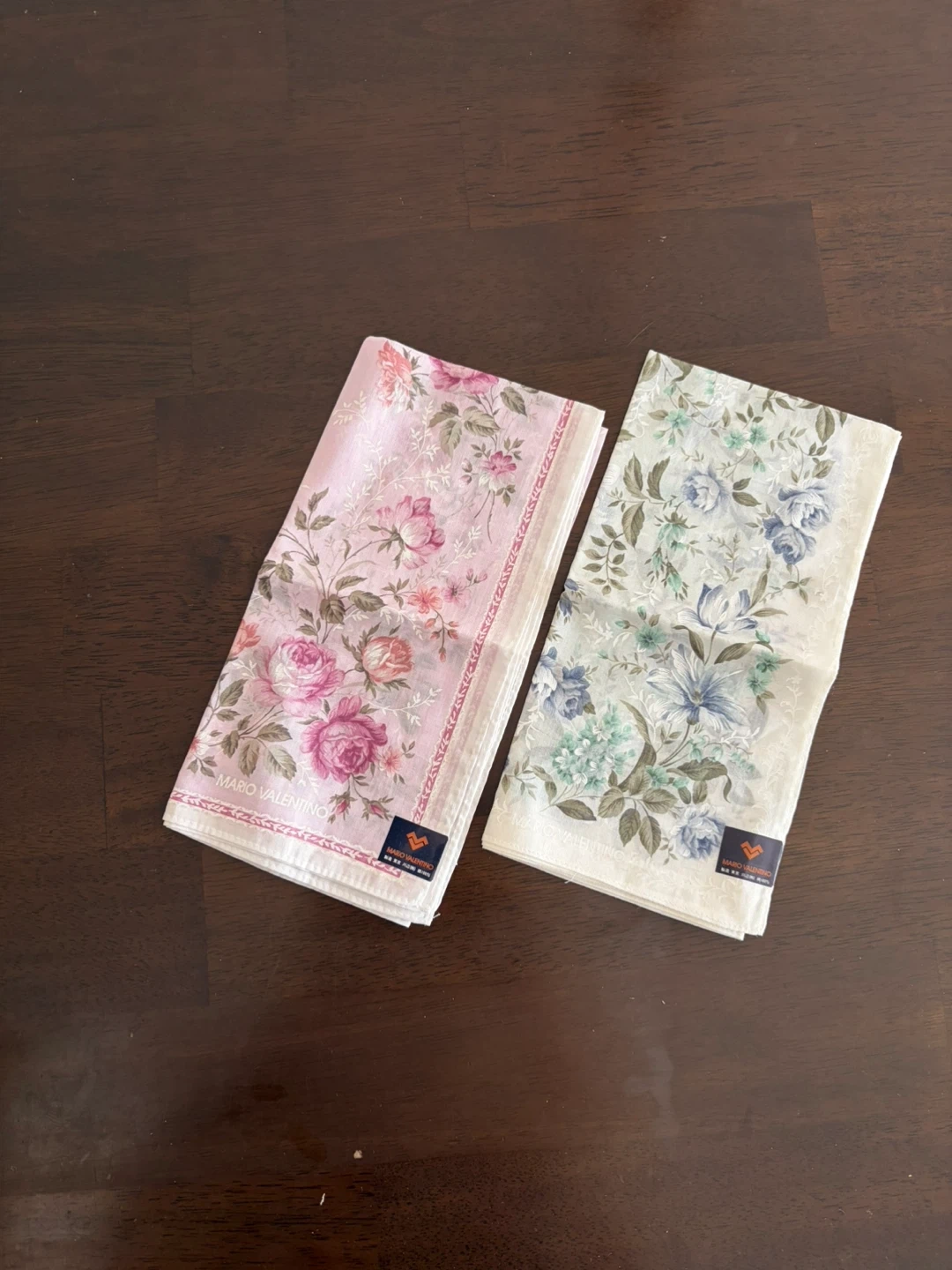 ⭐︎新品⭐︎マリオバレンチノ ハンカチ 2枚セット 花柄