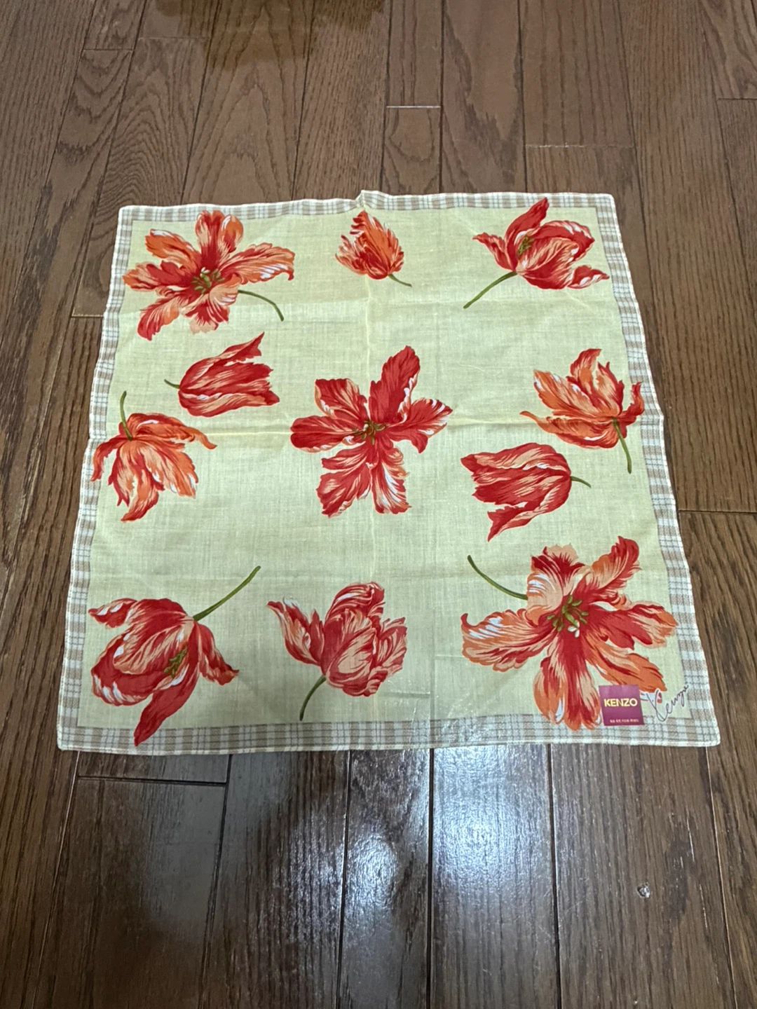 ⭐︎新品⭐︎ケンゾー ハンカチ 花柄