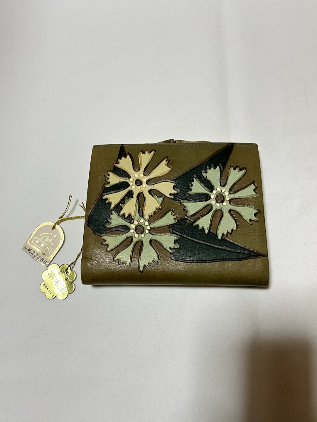 草木染め 二つ折り財布 本革製