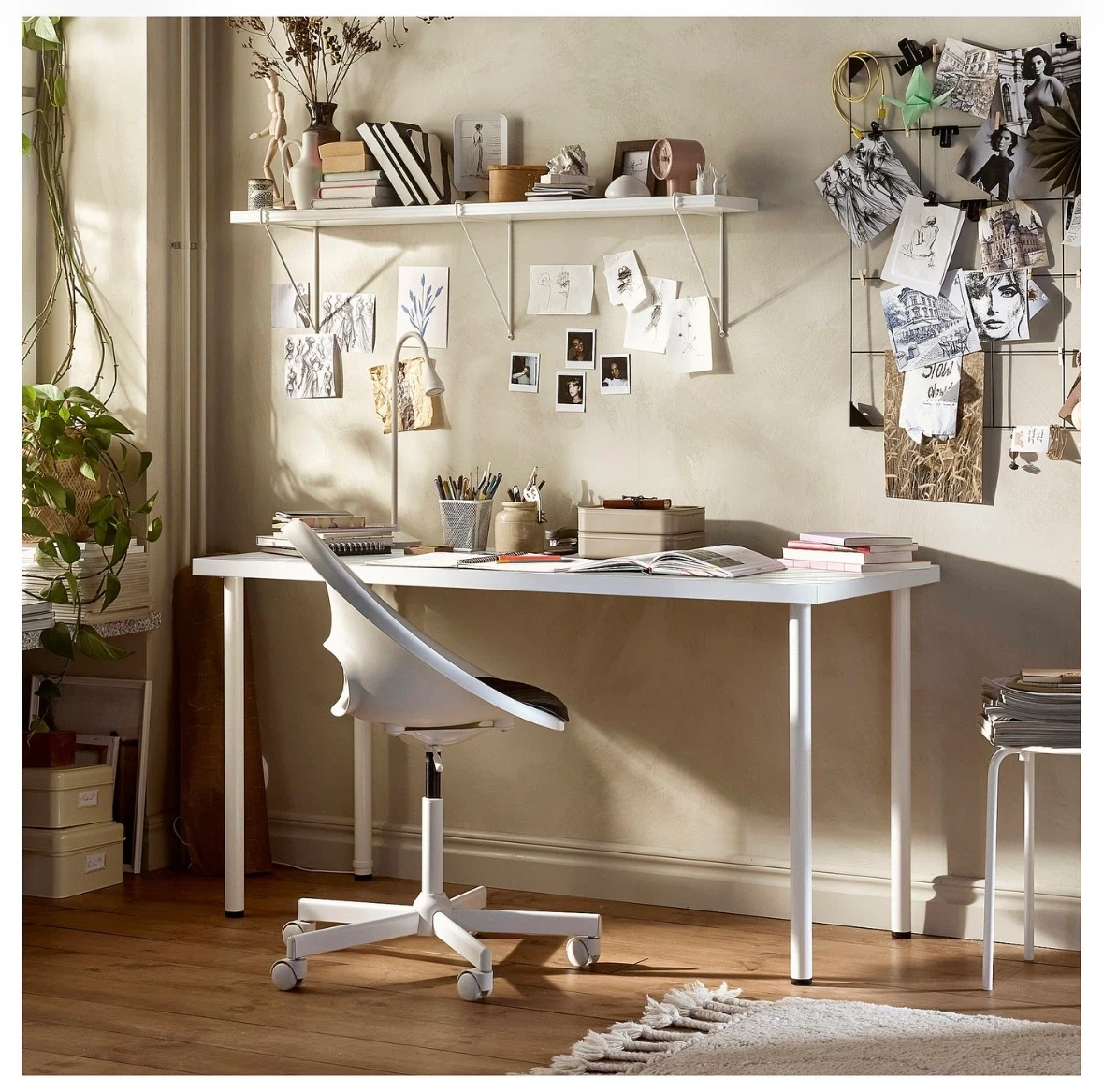 IKEA デスク パターン入り ホワイトの写真2枚目
