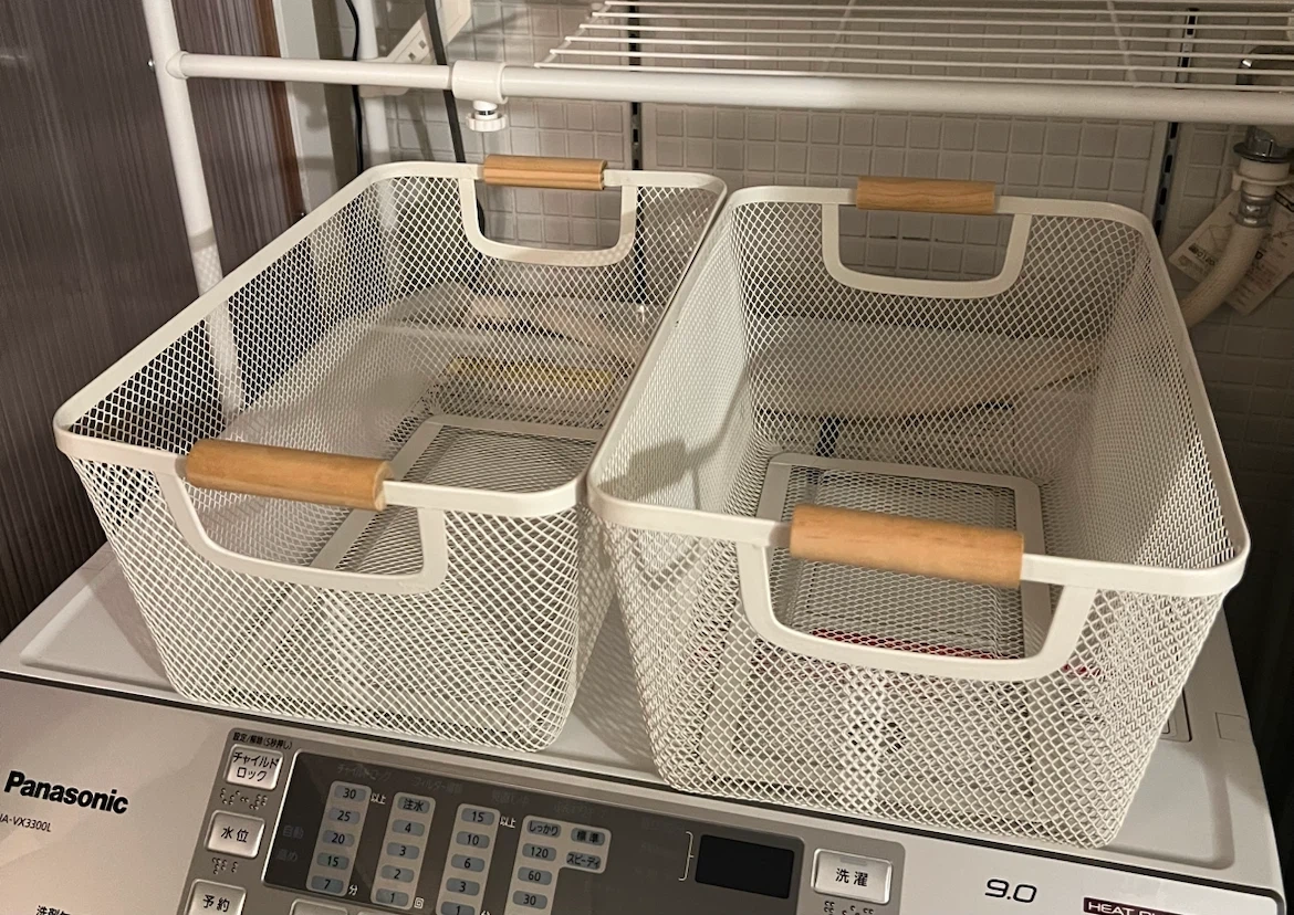 【状態良好】2個セット 白 メッシュバスケット 木製ハンドル 収納カゴ