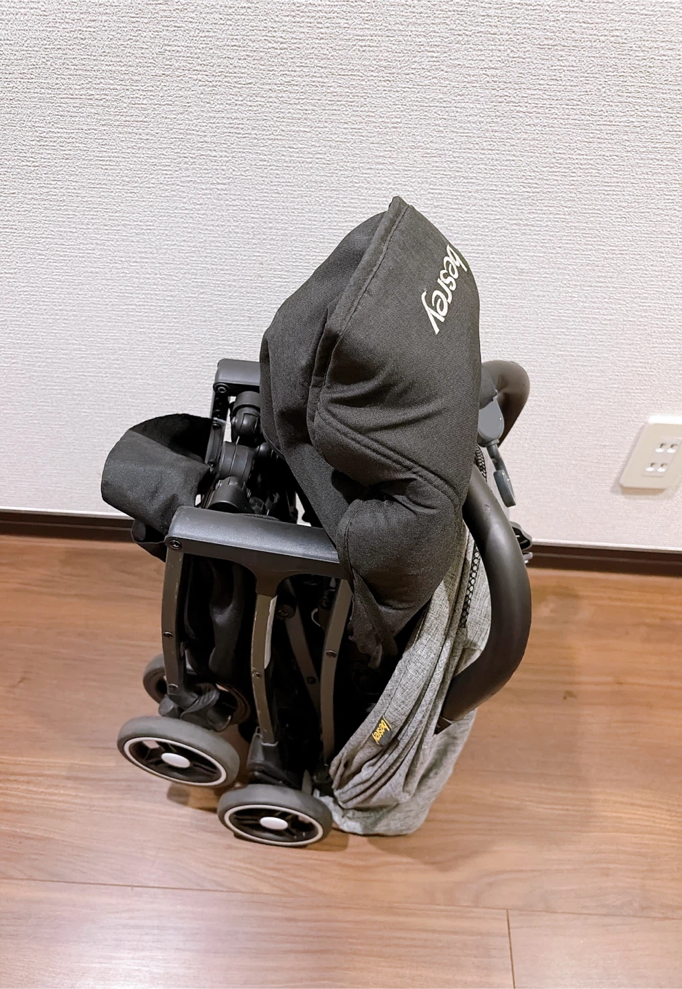 ベスレイ B型ベビーカー グレー 折りたたみ