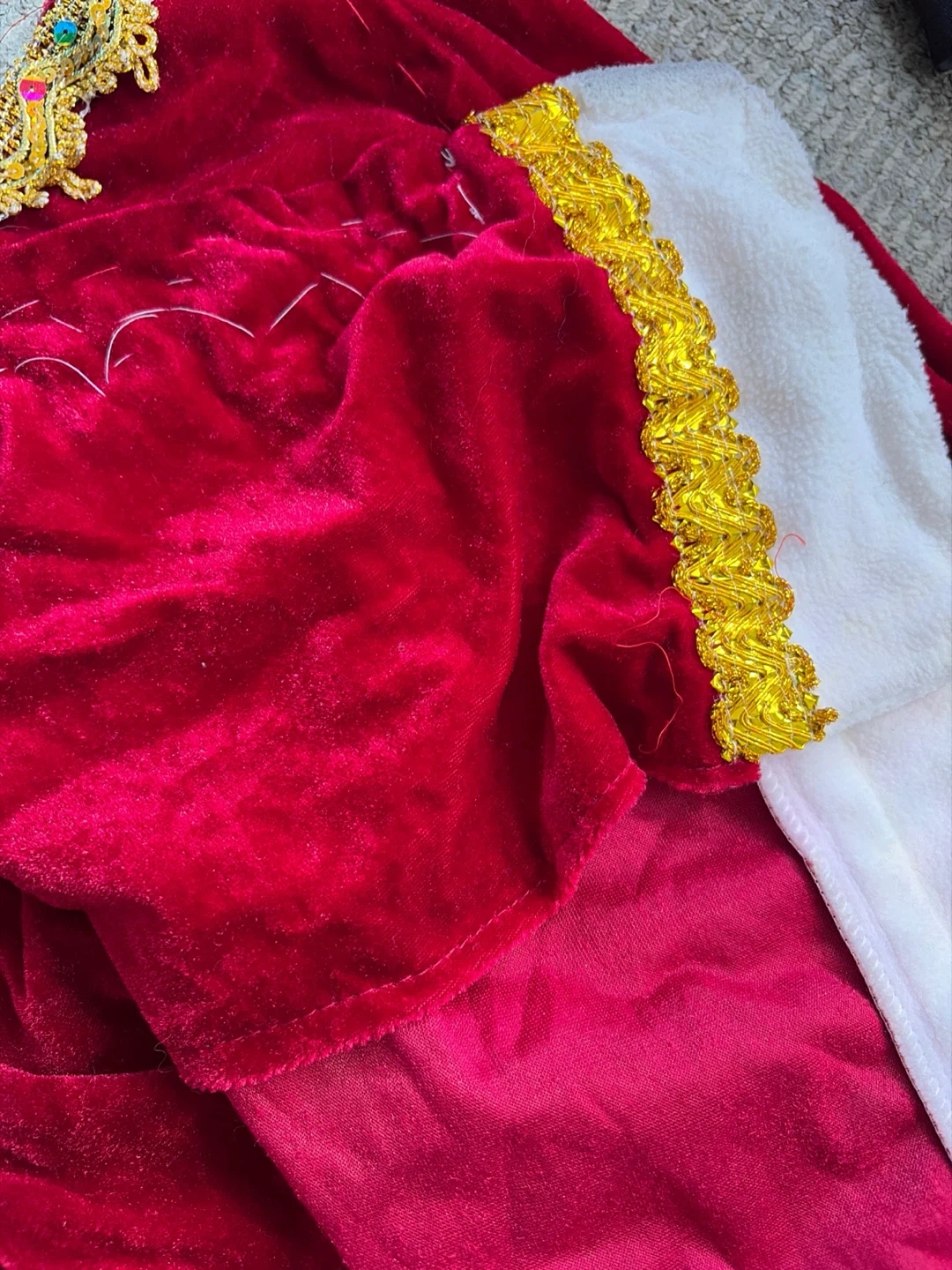 【手作り/ハンドメイド】王様 マント コート コスプレ 赤×白 (着丈約130cm)の写真4枚目
