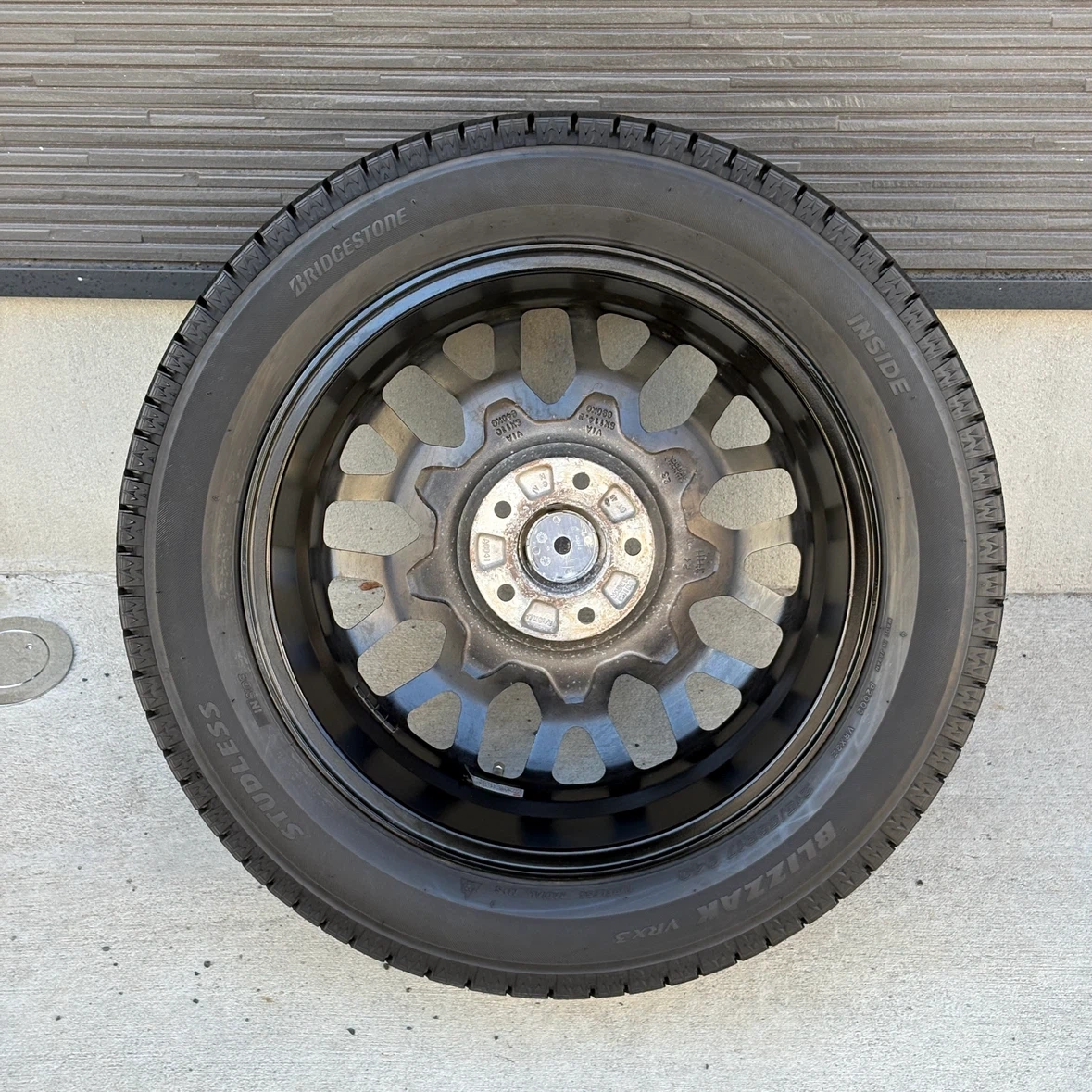 【美品】VRX3スタッドレス+LMGホイール 4本セットの写真8枚目