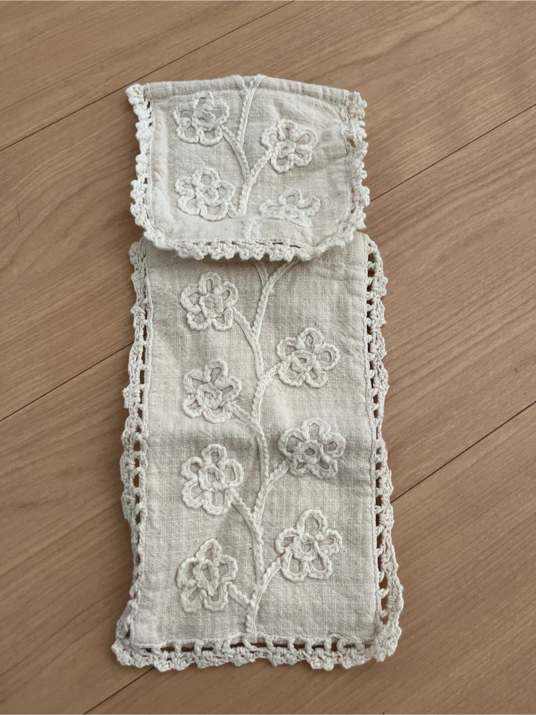 花柄刺繍 トイレットペーパーホルダーカバー