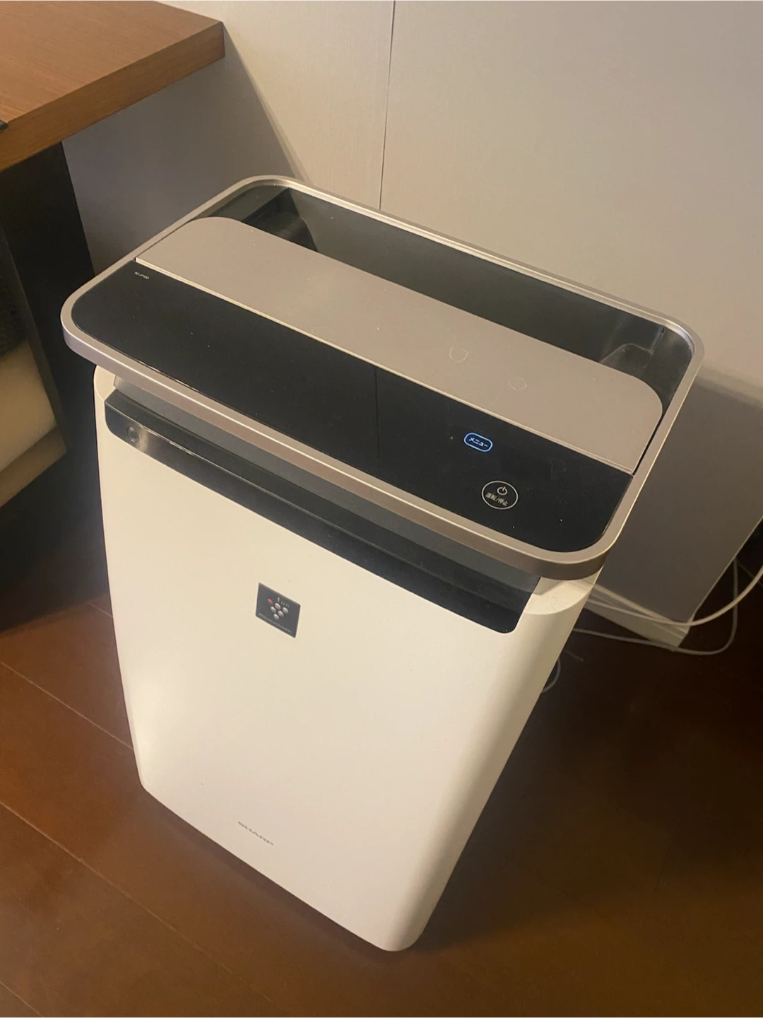 シャープ 加湿空気清浄機 KI-JP100-W 2020年製の写真2枚目