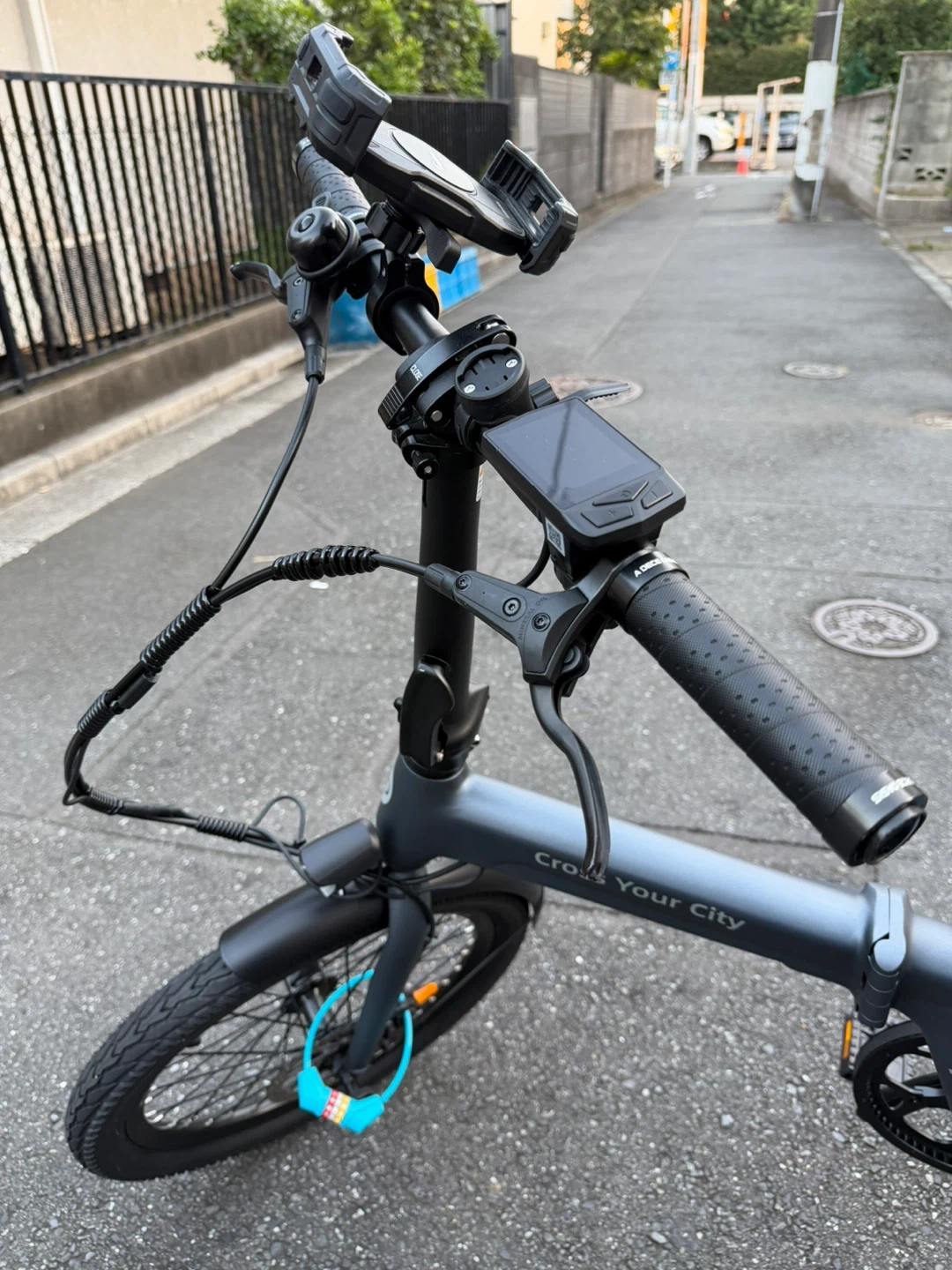 A DECE OASIS 電動アシスト自転車 折りたたみの写真6枚目