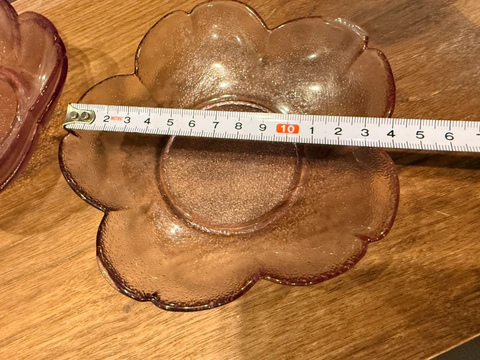 花型 ガラス小皿 3枚セット ピンクの写真5枚目