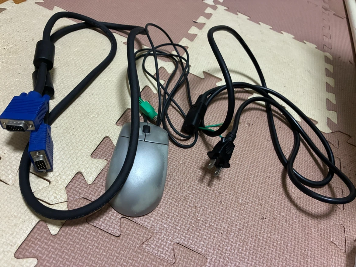 【ジャンク】ゲートウェイ デスクトップPC 707JPの写真4枚目