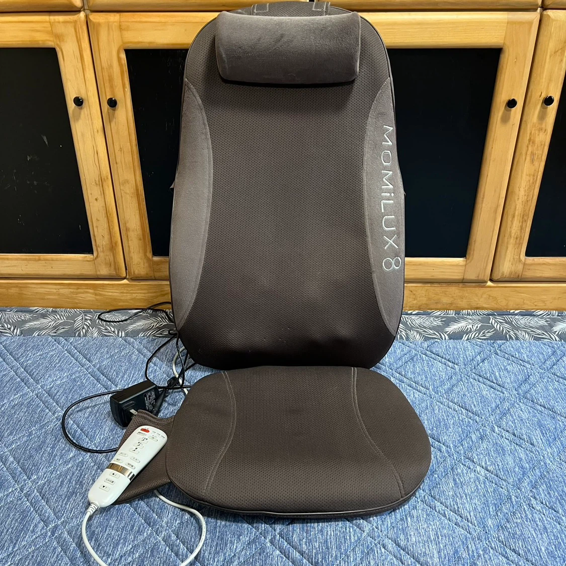 MOMiLUX　シートマッサージャー