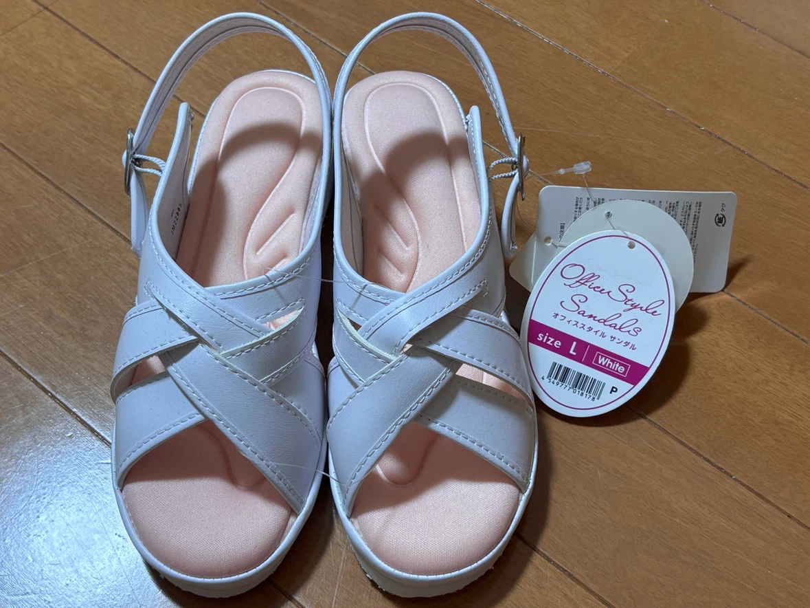 オフィスサンダル ホワイト Lサイズ(タグ付き、新品)