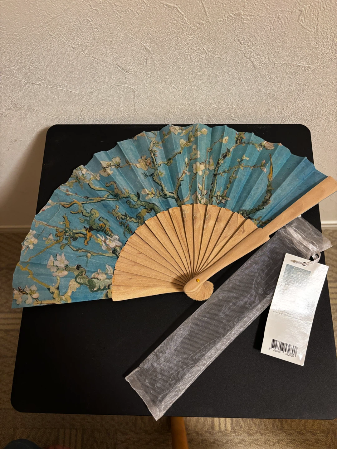 ファン・ゴッホ 美術館限定の扇子。アーモンドブロッサム 扇子