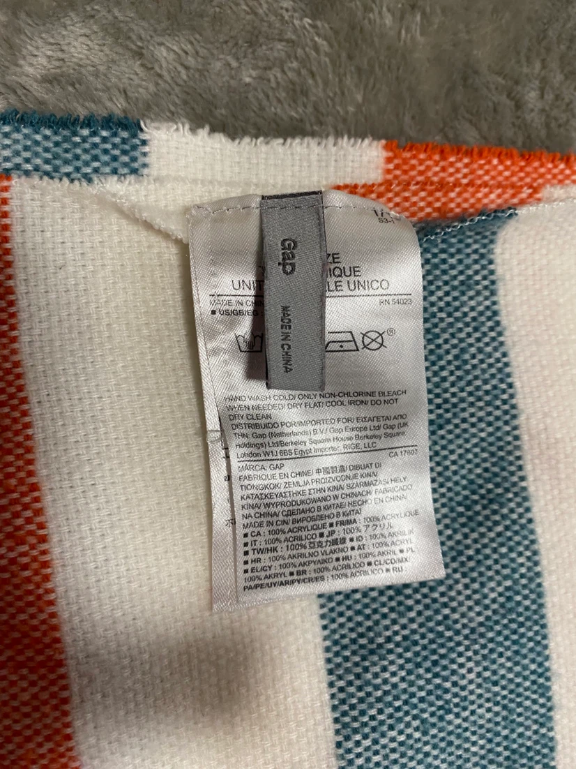 GAPストール／マフラー　2枚セットの写真5枚目