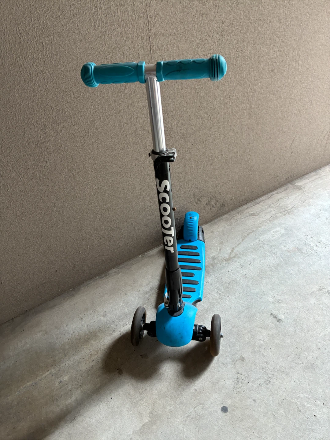 scoojer キックボード  子