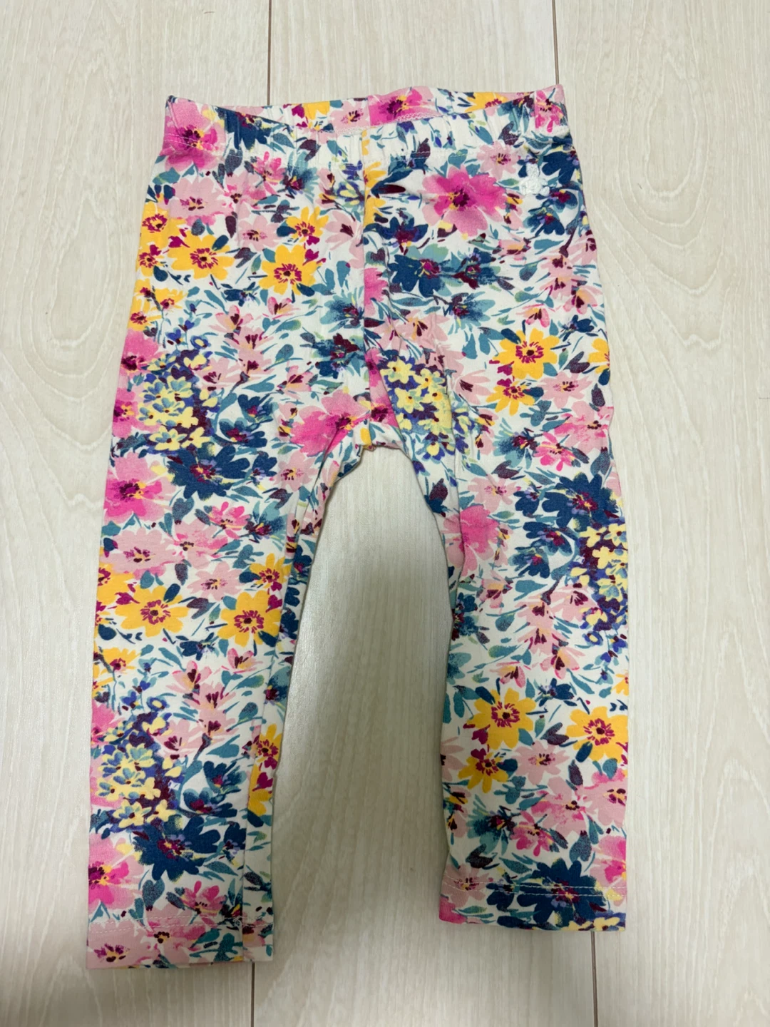 【美品】ベビーギャップ 花柄セットアップ 80cmの写真8枚目