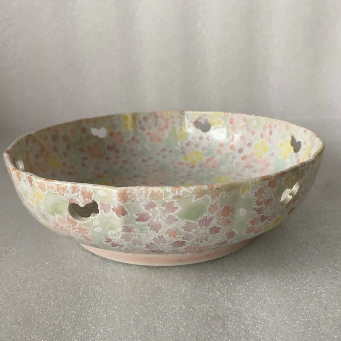 みやび 桜柄 透かし彫り 鉢 陶器