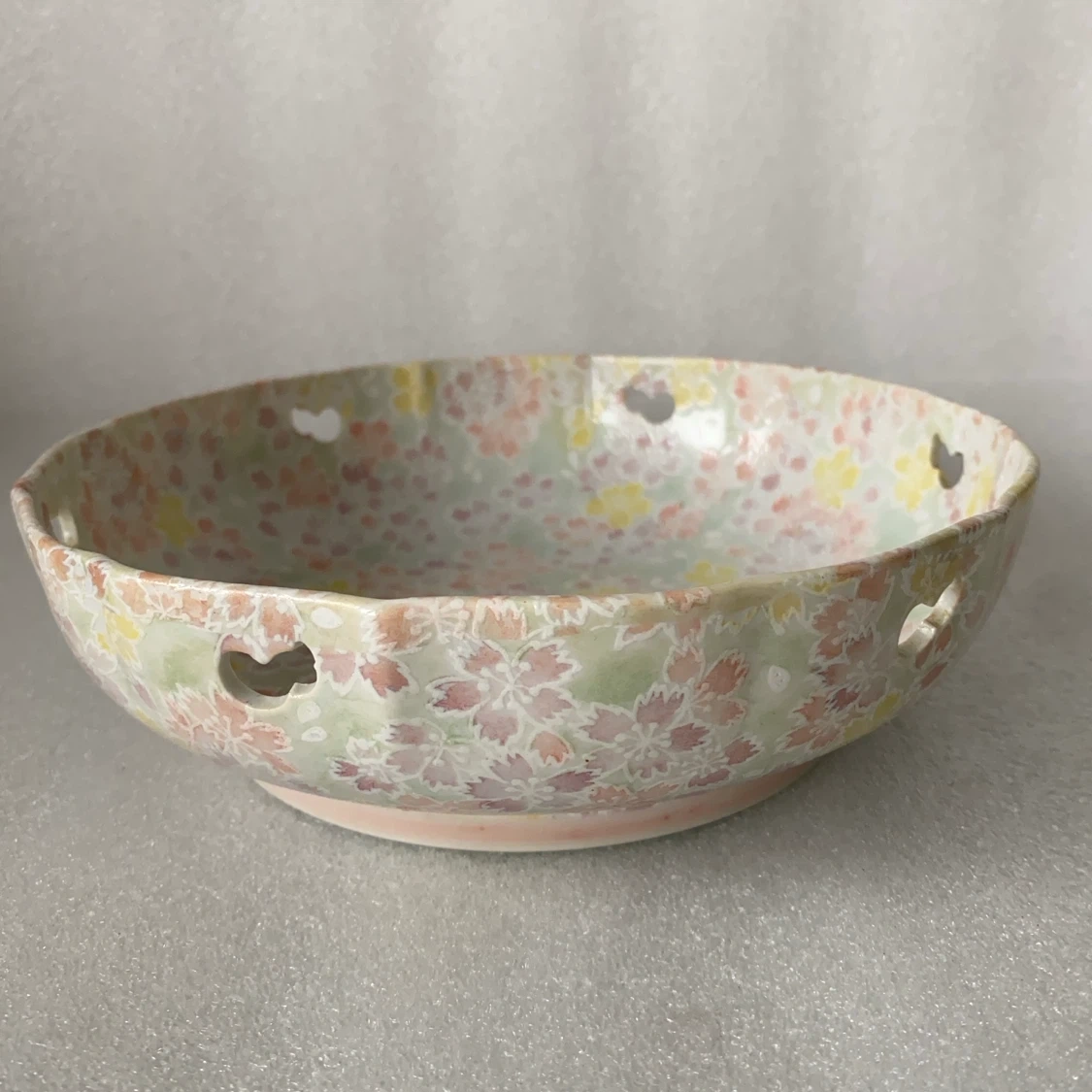 みやび 桜柄 透かし彫り 鉢 陶器