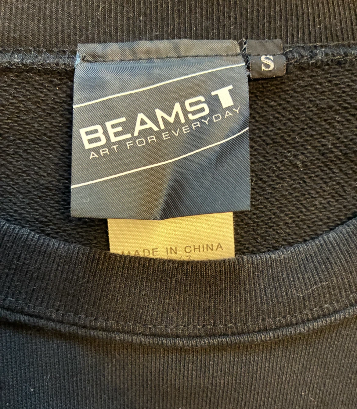 BEAMS T クマ プリント スウェット ブラック Sの写真3枚目