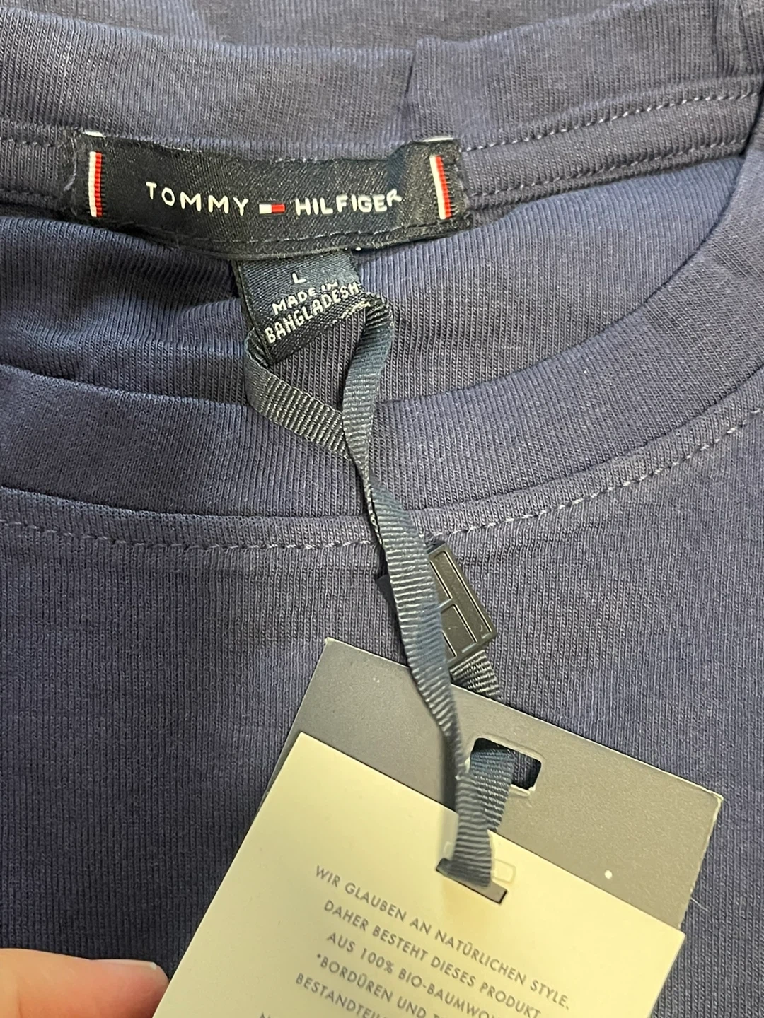トミーヒルフィガー 半袖Tシャツ ネイビー Lサイズの写真2枚目
