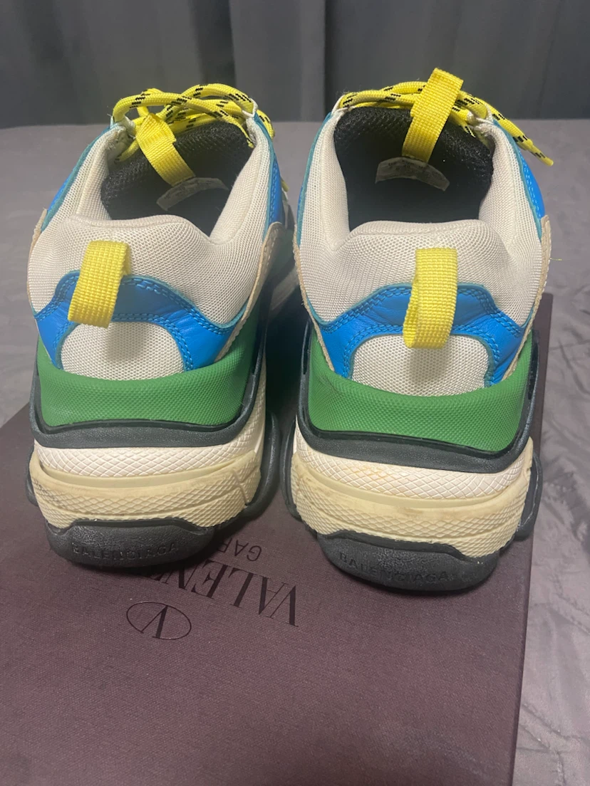 balenciaga バレンシアガ トリプルS スニーカー 40サイズの写真4枚目