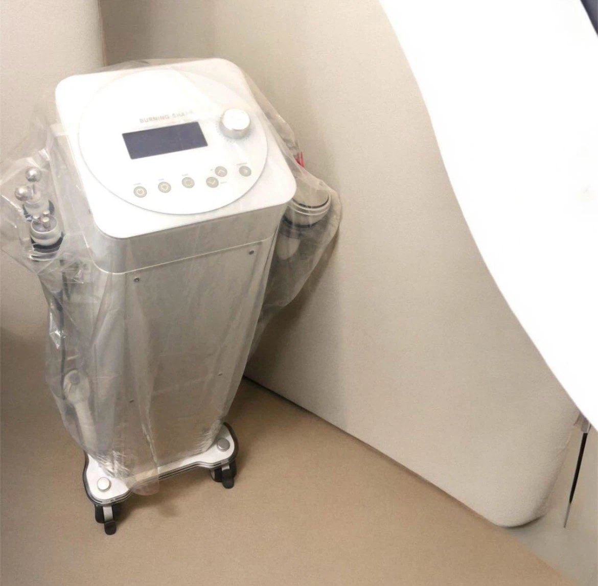 【急募】本日削除 260万を90%off 更に特典有り【使用1ヶ月のみ】美品 バーニングシェイプ 美容機器 エステマシン  ❼の写真2枚目