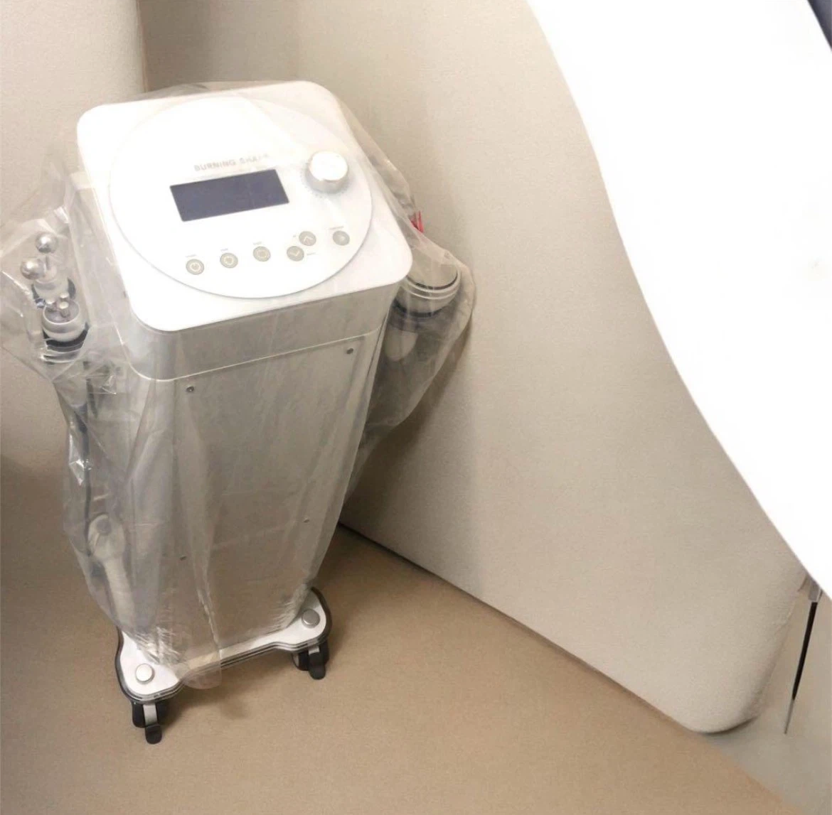 【急募】本日削除 260万を90%off 更に特典有り【使用1ヶ月のみ】美品 バーニングシェイプ 美容機器 エステマシン ❼の写真2枚目