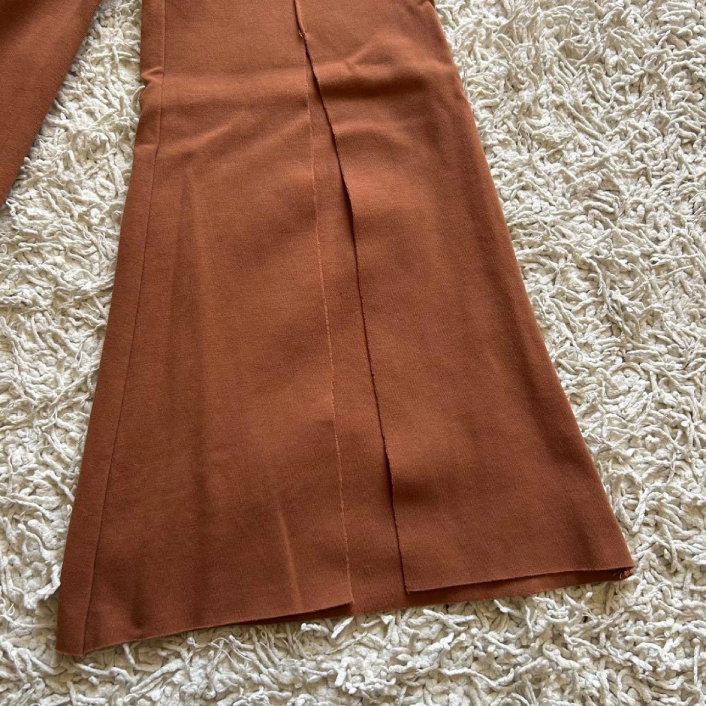 シンディ アウェイズ スリットパンツ 明るめブラウンの写真6枚目